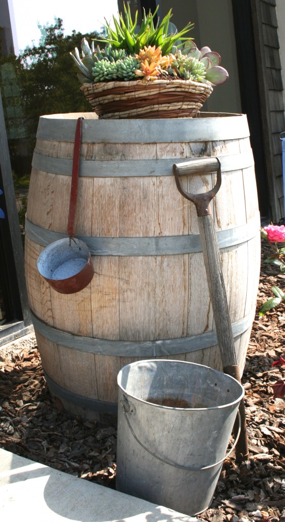 Wine Barrell Outside Tasting Room, findingourwaynow.com