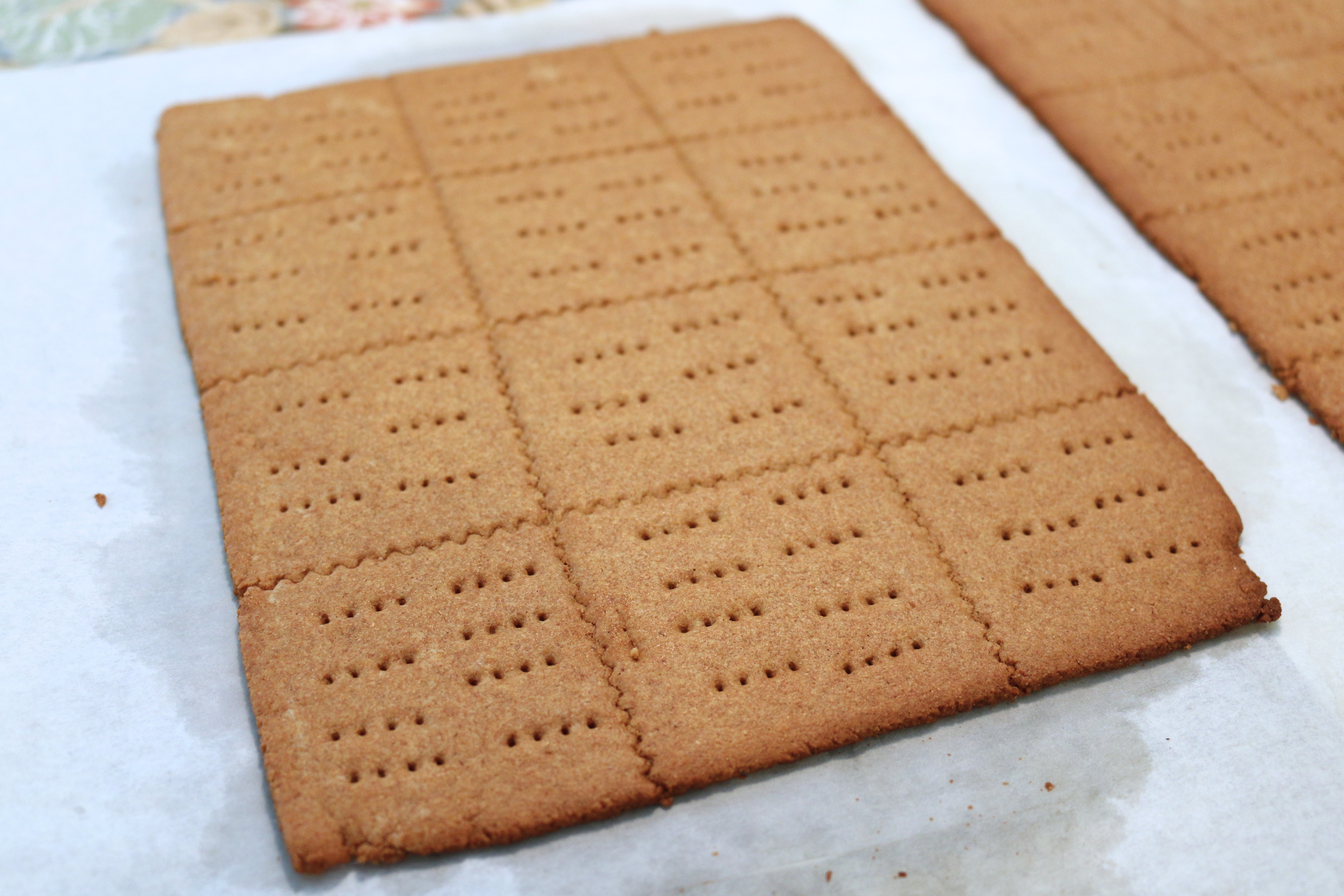 Homemade Graham Crackers: #Recipe - Finding Our Way Now How To Cut Graham Crackers Without Breaking