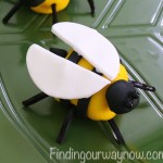 Marshmallow Bumblebees, findingourwaynow.com