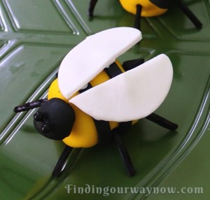 Marshmallow Bumblebees